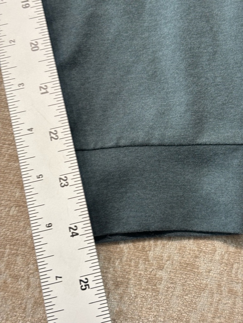 Vuori Performance Joggers Small Blue Gray DreamKnit Soft Stretch EUC - Picture 11 of 13